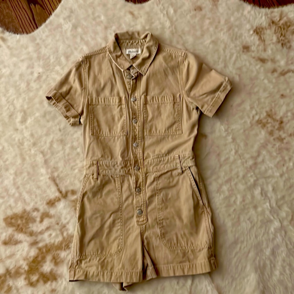Madewell Short Romper Coverall | Garment Dyed Relaxed Khaki (Medium)
